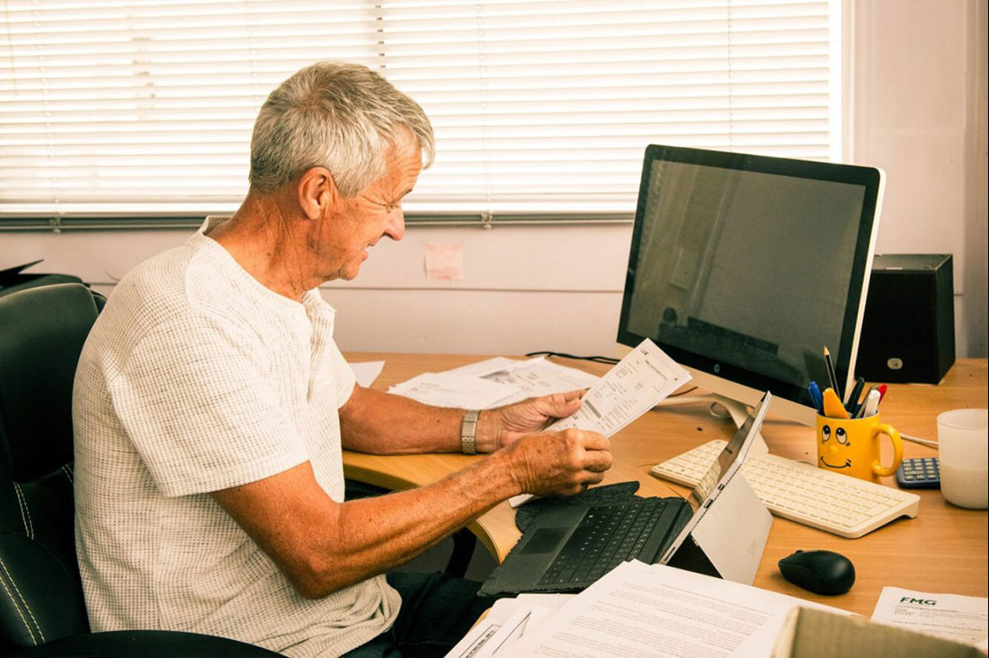 Greg Grant In Office 1200Wide